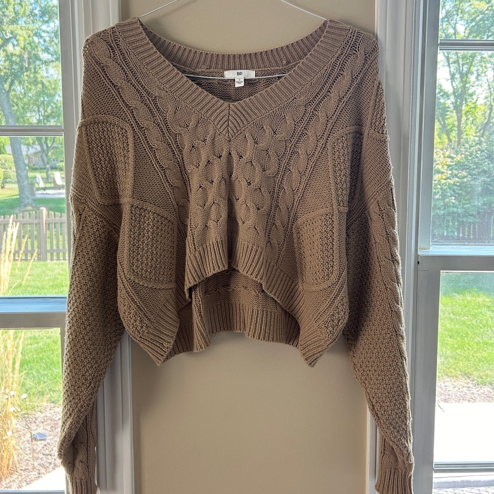 Crop sweater